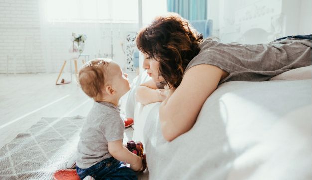 Early Signs Your Baby Is Learning to Talk